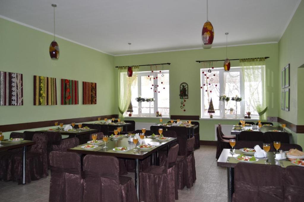 Fastov Dibrova Club旅馆 外观 照片