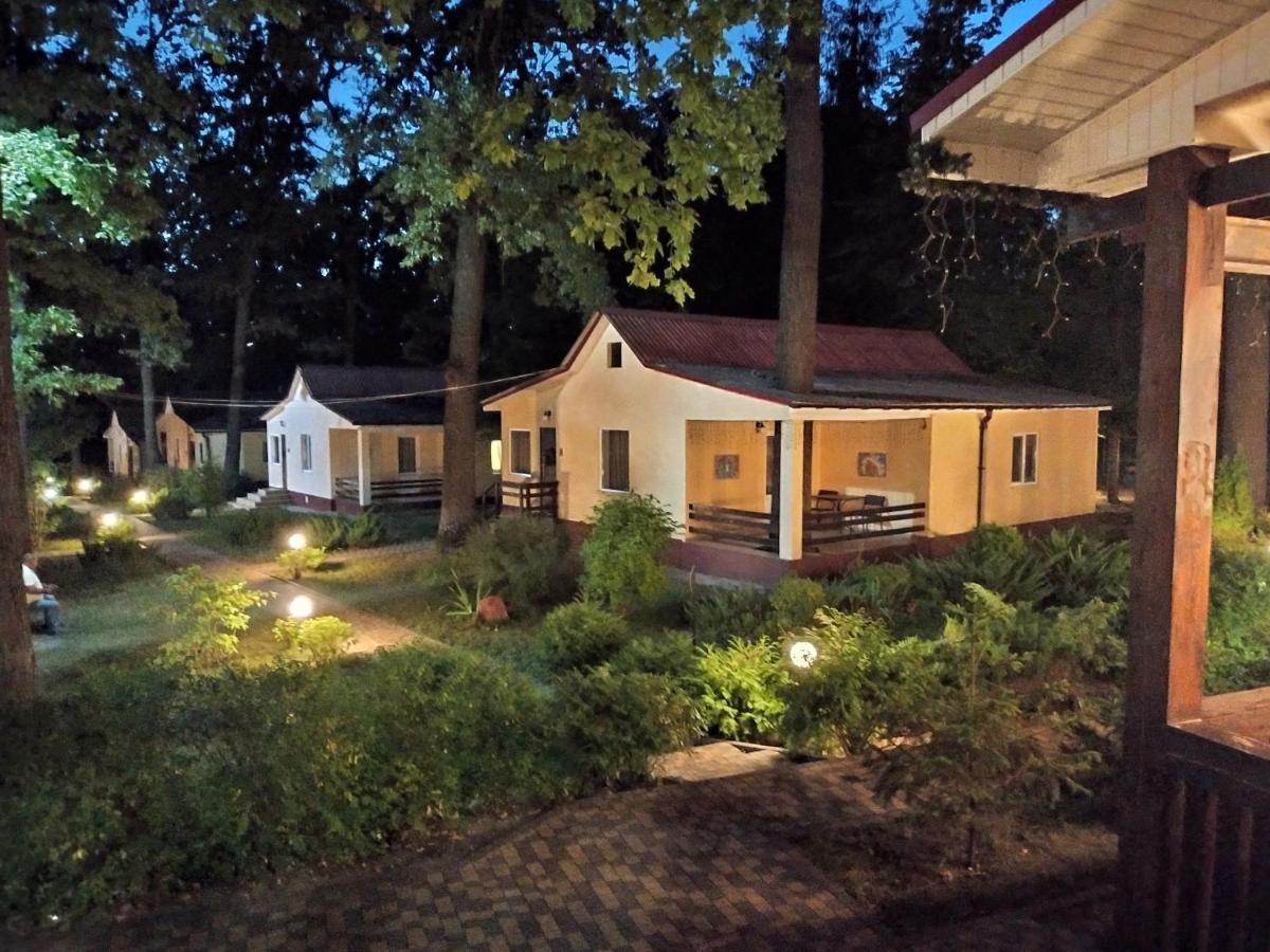 Fastov Dibrova Club旅馆 外观 照片