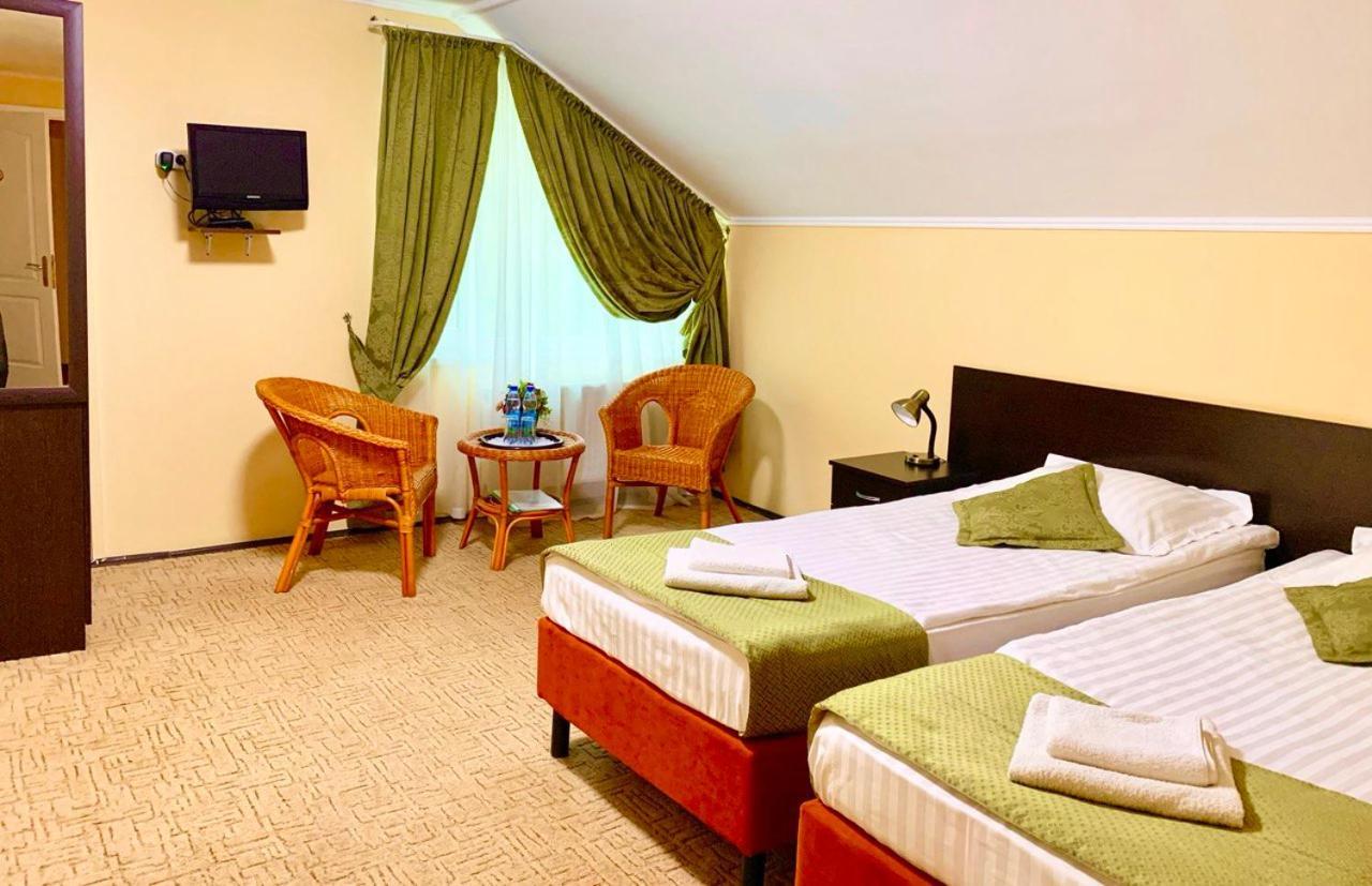 Fastov Dibrova Club旅馆 外观 照片